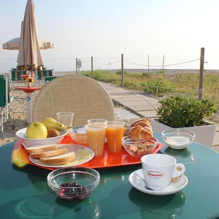 Atlantic Hotel 3*